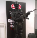 Живая статуя Call Of Duty в М.Видео АВИАПАРК